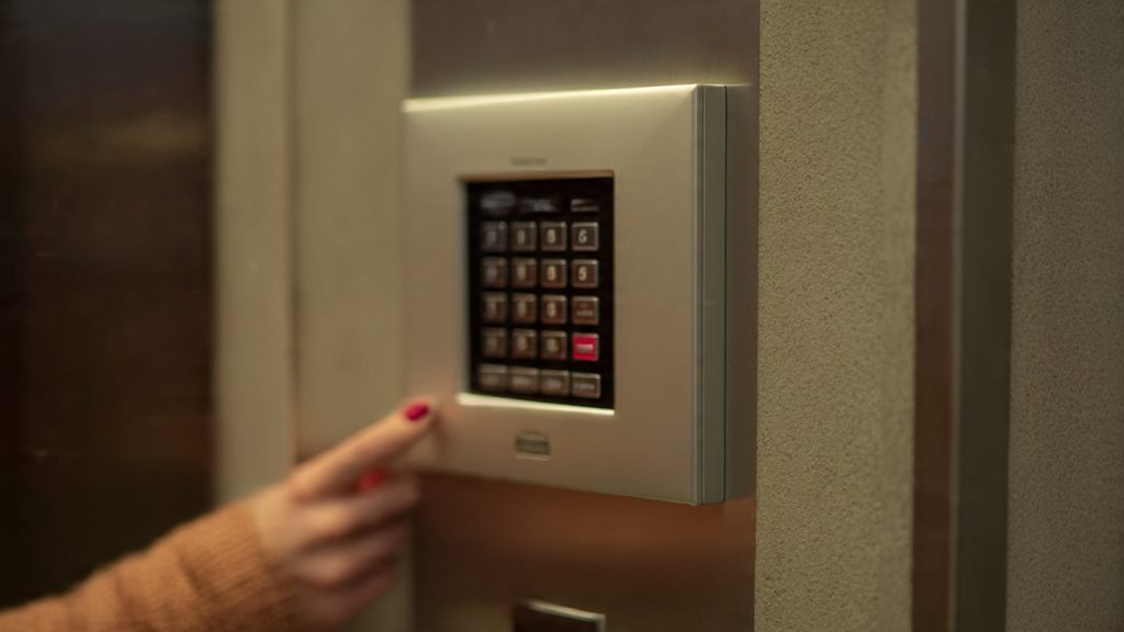 Protecting Apartment Buildings with CCTV & Intercoms In today’s world, the safety and security of our living spaces have become paramount. Apartment security systems play a crucial role in safeguarding residents and their belongings from potential threats.